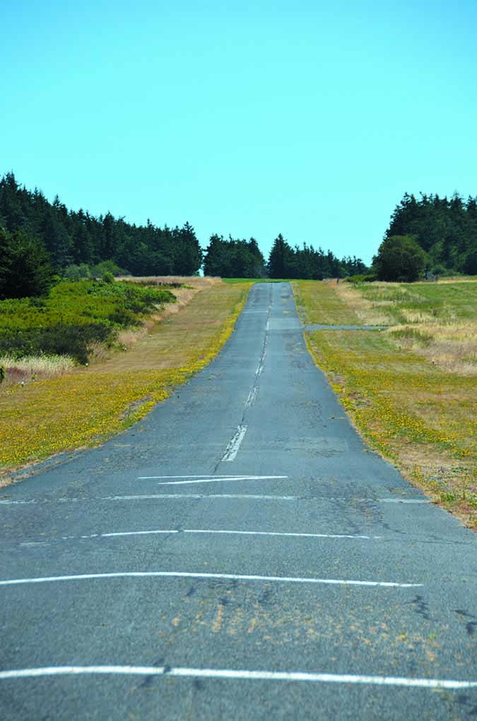 aircraft runway approach