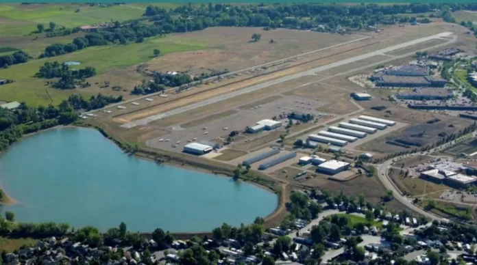 aerial-view-boulder-municipal-airport-may-2006-courtesy-rubino-surveying-boulder-colorado